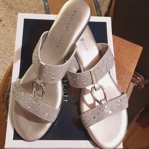Karen Scott  11 Silver slide sandle